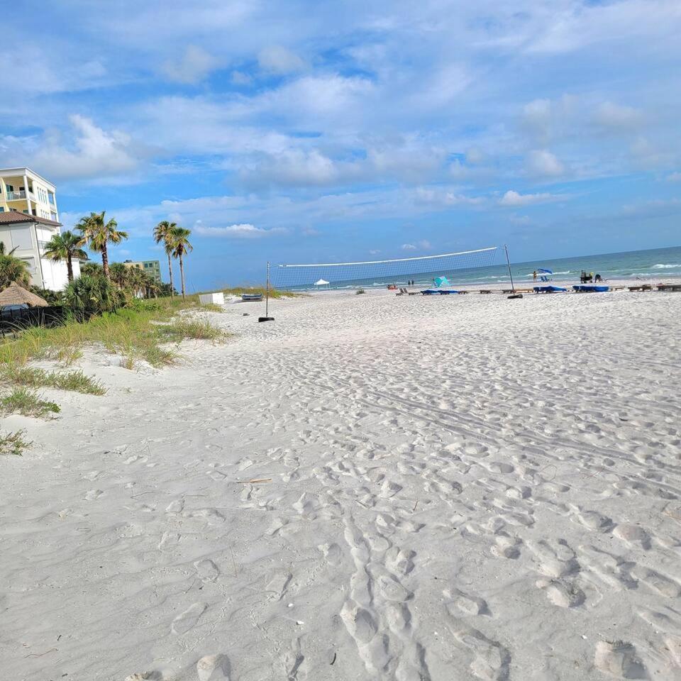 Beach Condo Clearwater Beach Exteriör bild